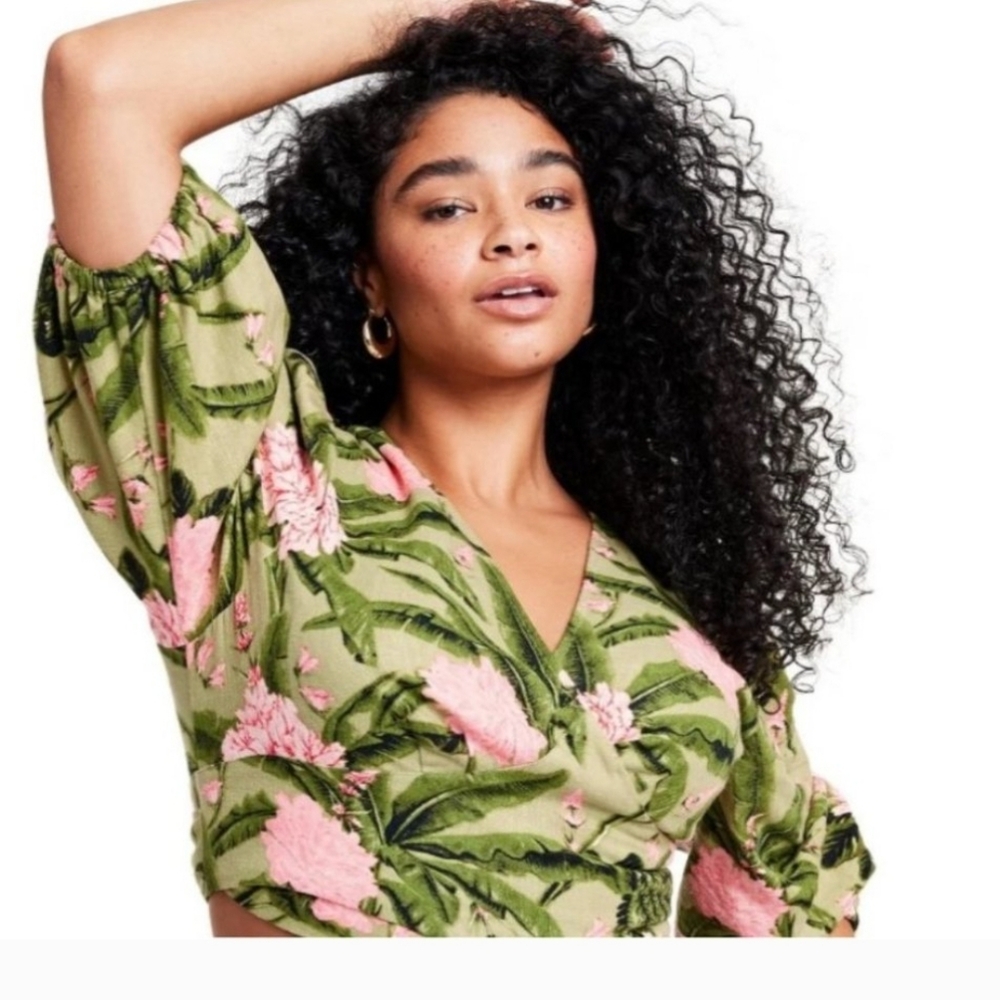 Agua Bendita Peony Print Croped Wrap Top Size Medium - Picture 15 of 15